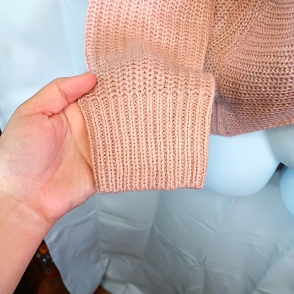 Full Circle Trends Knot Sweater Small Pink SILVER Sparkle Crochet Knit Fancy - Picture 4 of 5